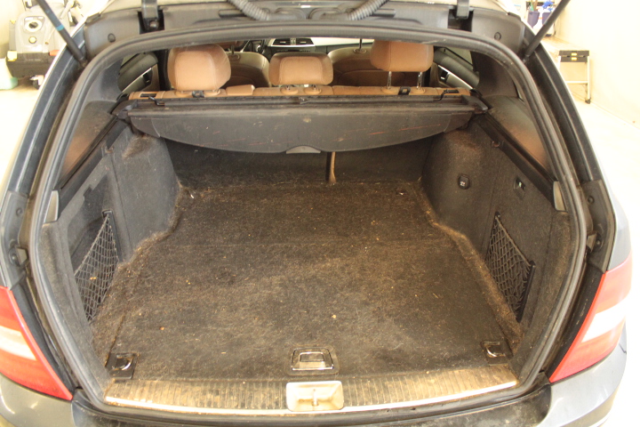 Before-Kofferraum